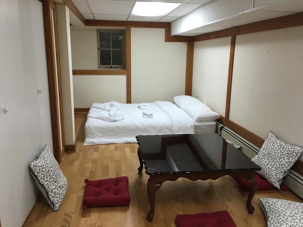 溫哥華 Angus House酒店 外观 照片